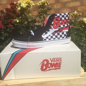 Bowie High top Vans. Brand new